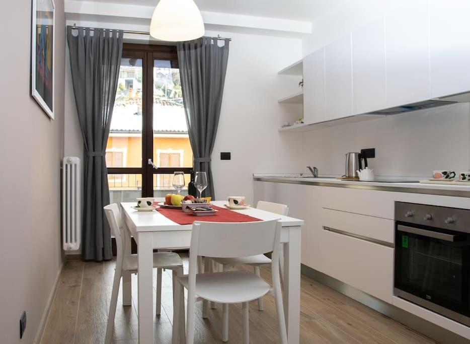 Casa Valentin Lägenhet Monforte dʼAlba Exteriör bild