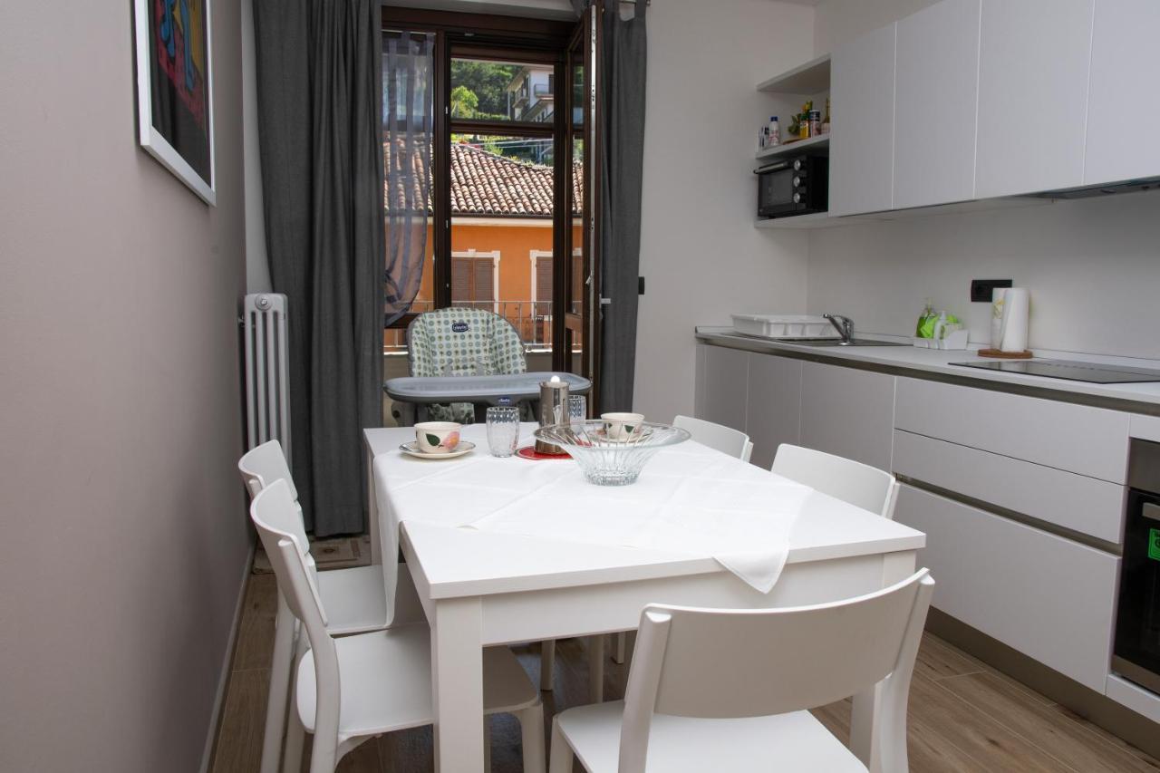 Casa Valentin Lägenhet Monforte dʼAlba Exteriör bild